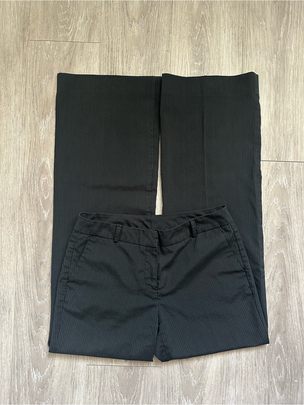 New York & Company Black Pinstripe Women’s Dress Pants